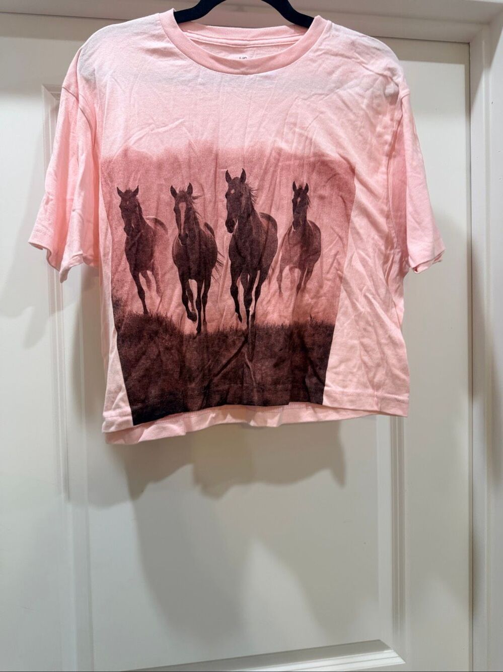 Pink Graphic Tee Shirt Running Wild Horses T-Shirt Women Large L Retro